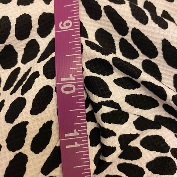 Talbots Slim Crop Black and White Cheetah Print Pants - Picture 12 of 14